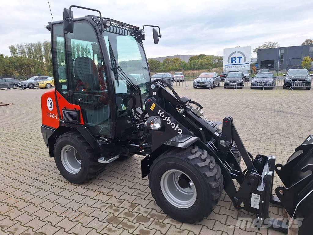 Kubota RT 260-2 Pale gommate