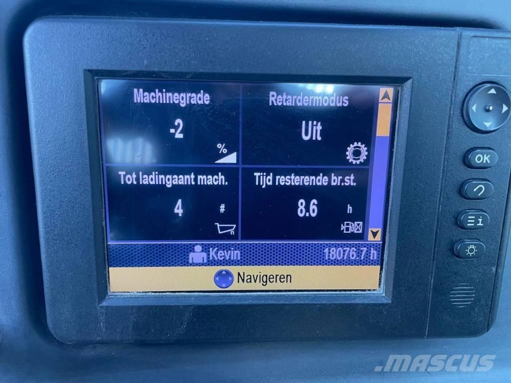 CAT 740B Dumpers articolati