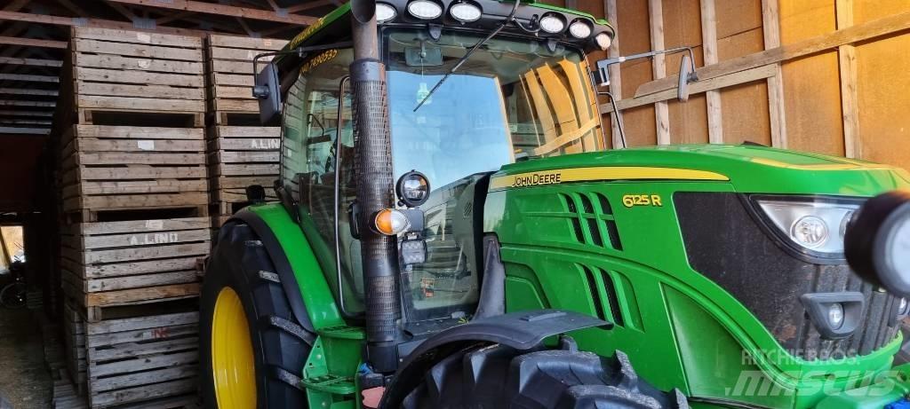 John Deere 6125 R Trattori