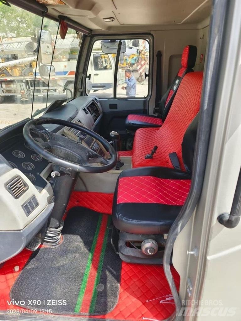 Zoomlion QY50V Gru per tutti i terreni