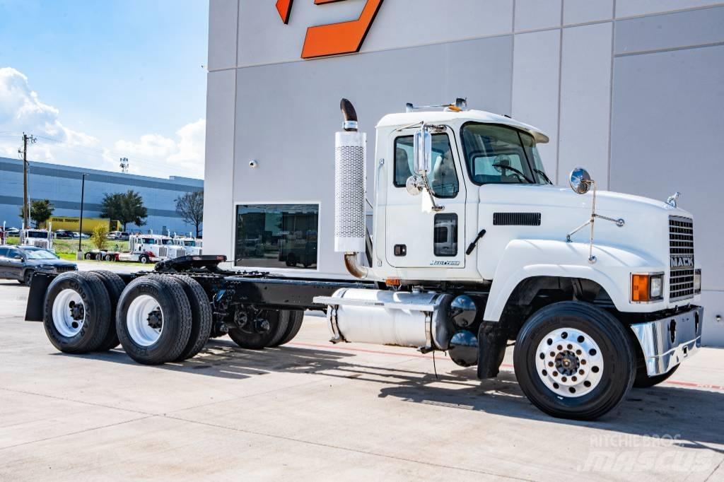 Mack CHN 613 Motrici e Trattori Stradali