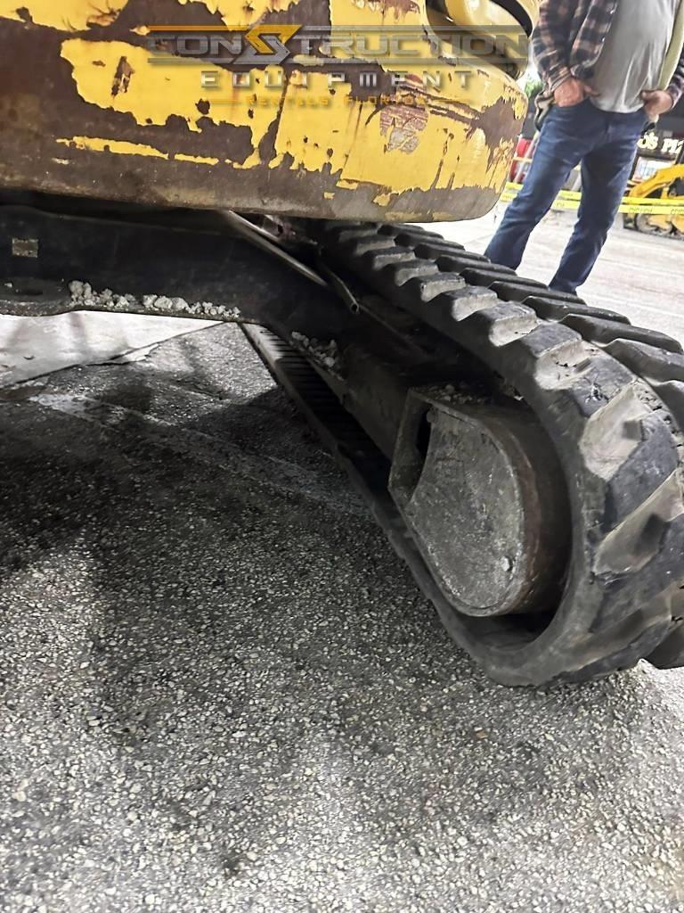 CAT 303.5 E CR Miniescavatori