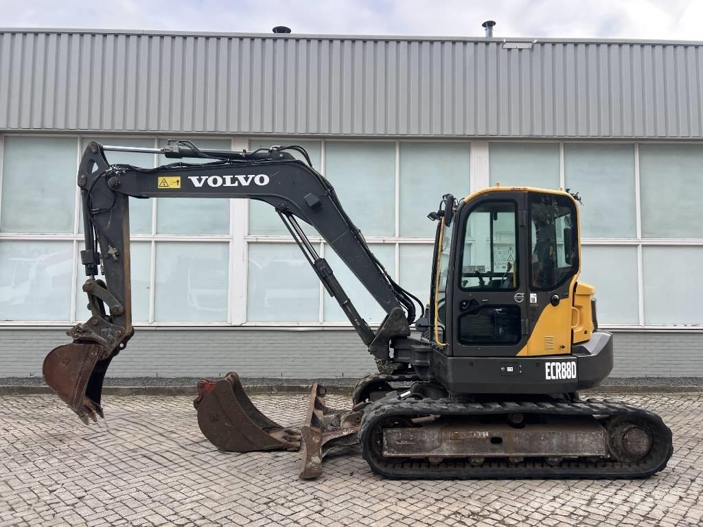 Volvo ECR 88 D    2016 Escavatori medi 7t - 12t