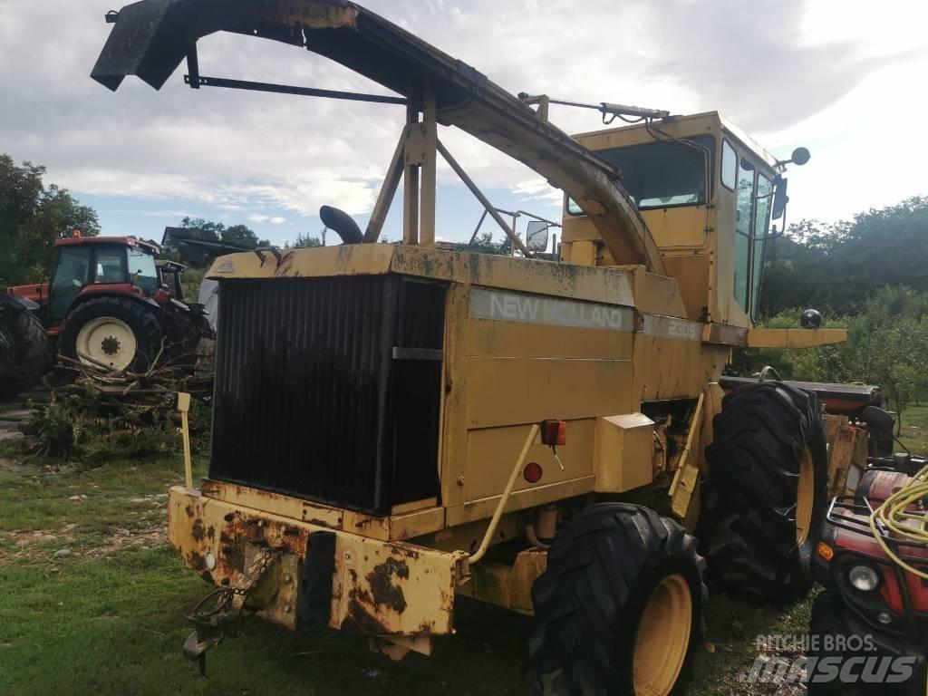 New Holland 2305 Trince semoventi