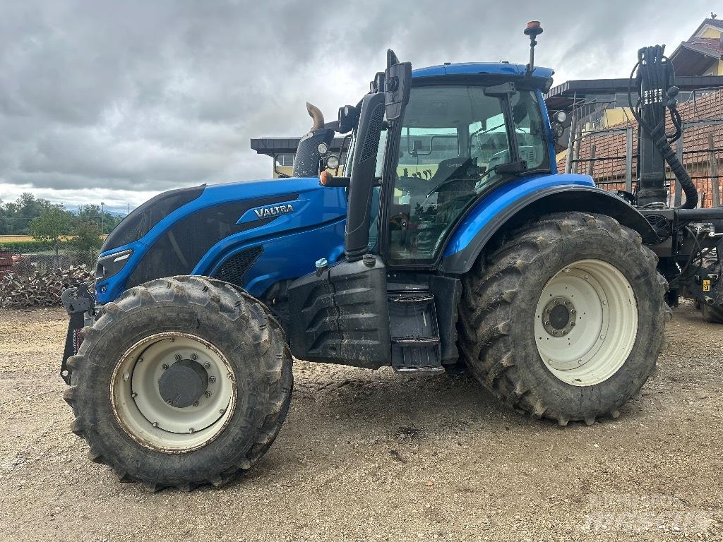 Valtra T 174 E Trattori