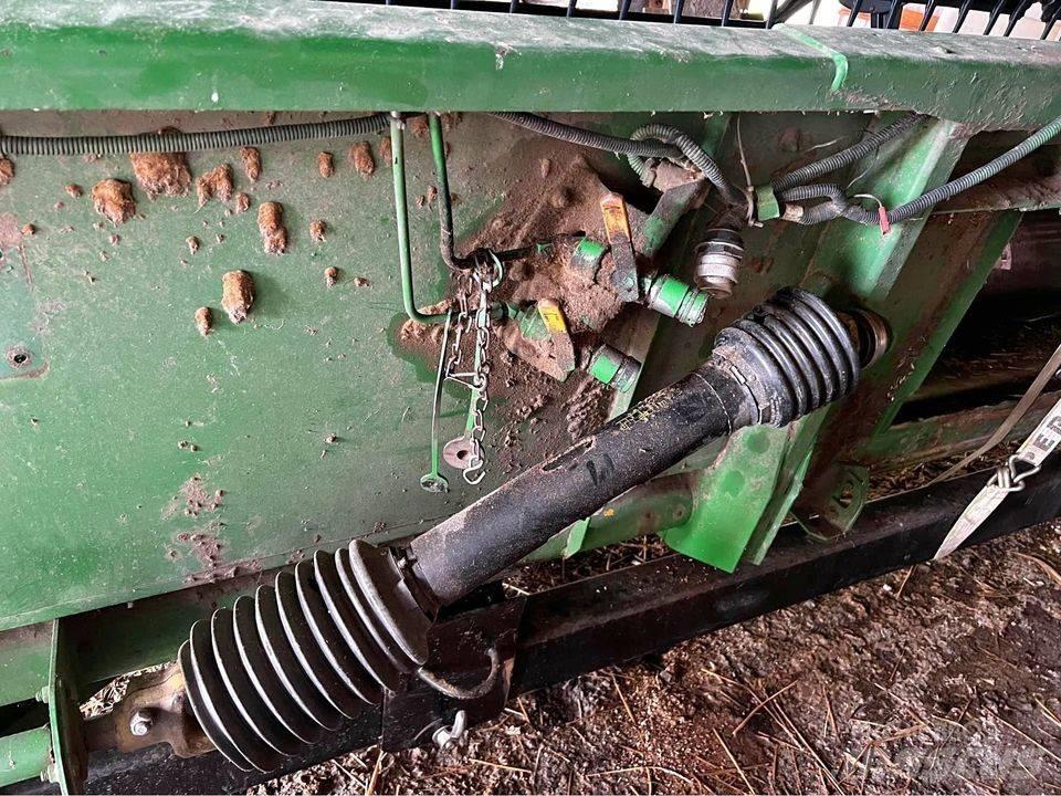 John Deere 925 Testate per mietitrebbie