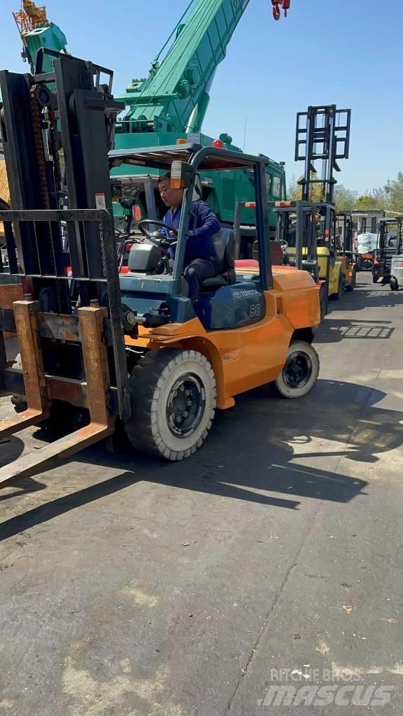Toyota 5 ton Carrelli elevatori diesel