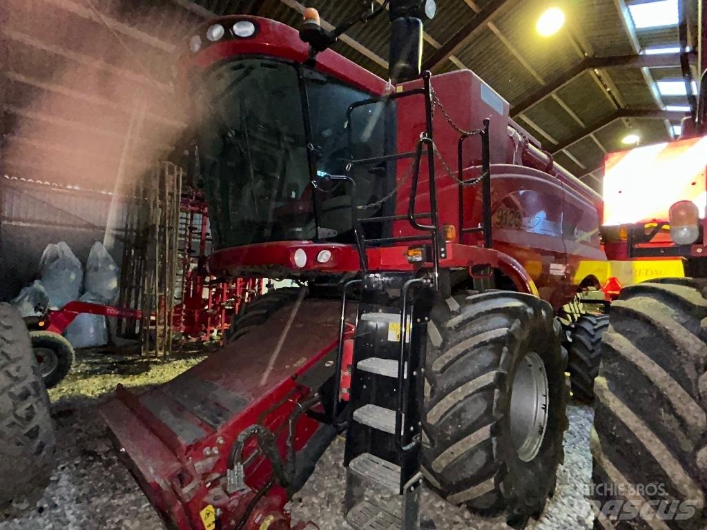 Case IH 9120 Mietitrebbiatrici