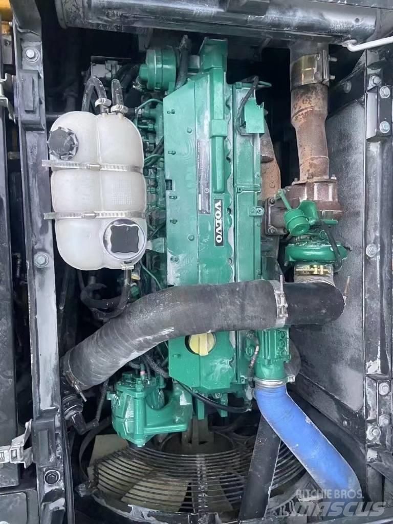 Volvo 290D Escavatori cingolati