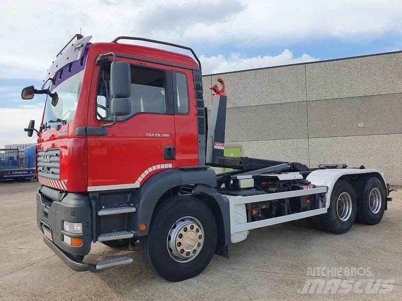MAN TGA 28.390 Camion con gancio di sollevamento