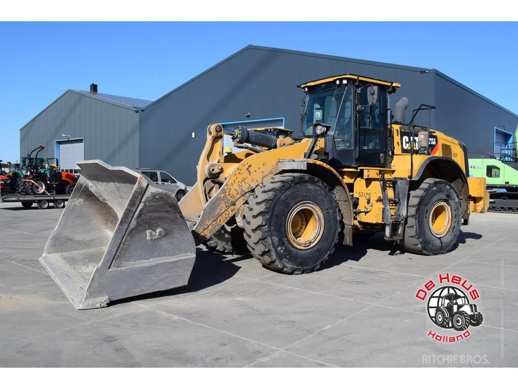 CAT 972M XE Pale gommate