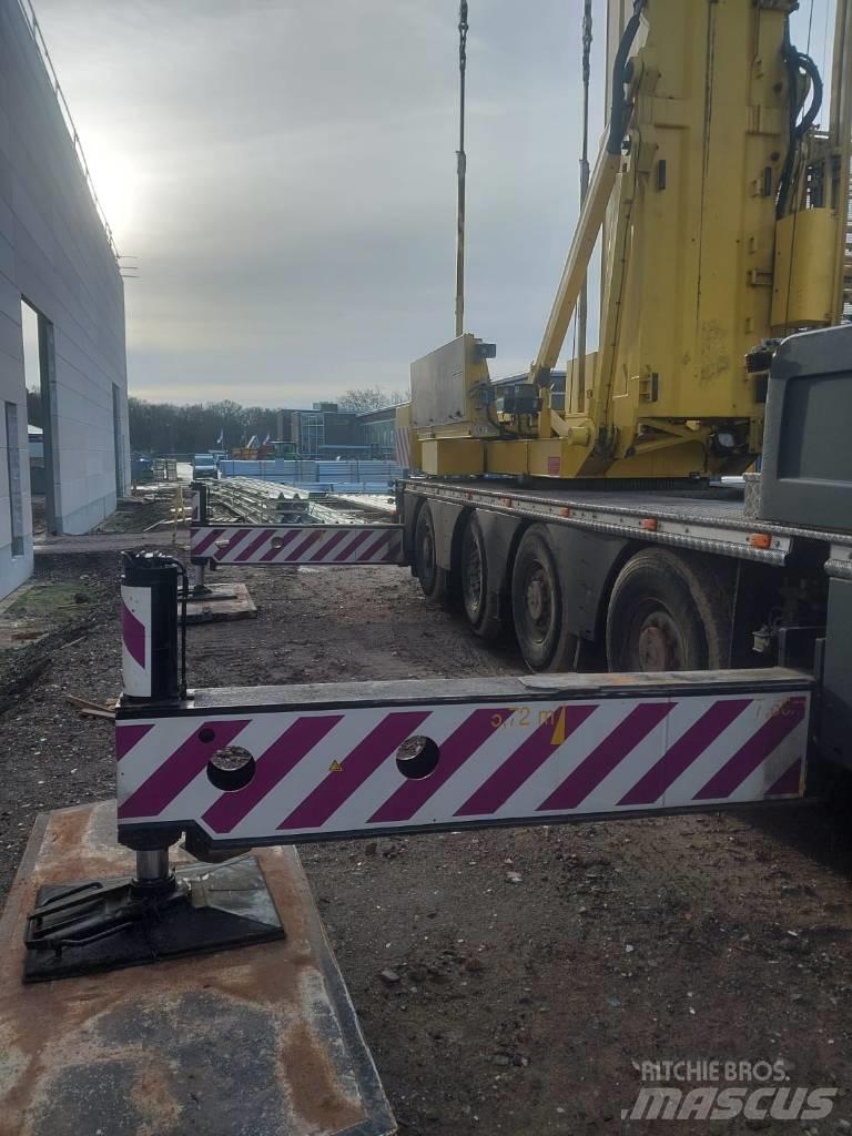 Spierings SK 599 AT5 Gru a torre