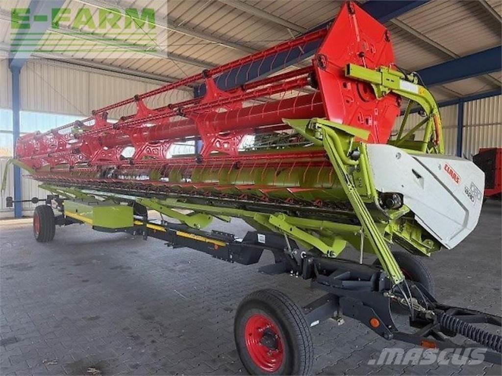 CLAAS lexion 7700 Mietitrebbiatrici
