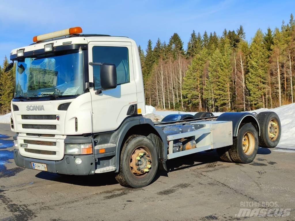 Scania P 320 Autocabinati
