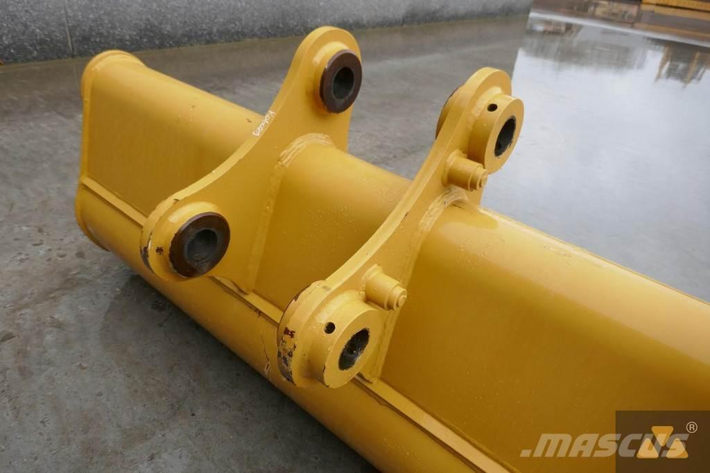 CAT 315 Bucket Benne