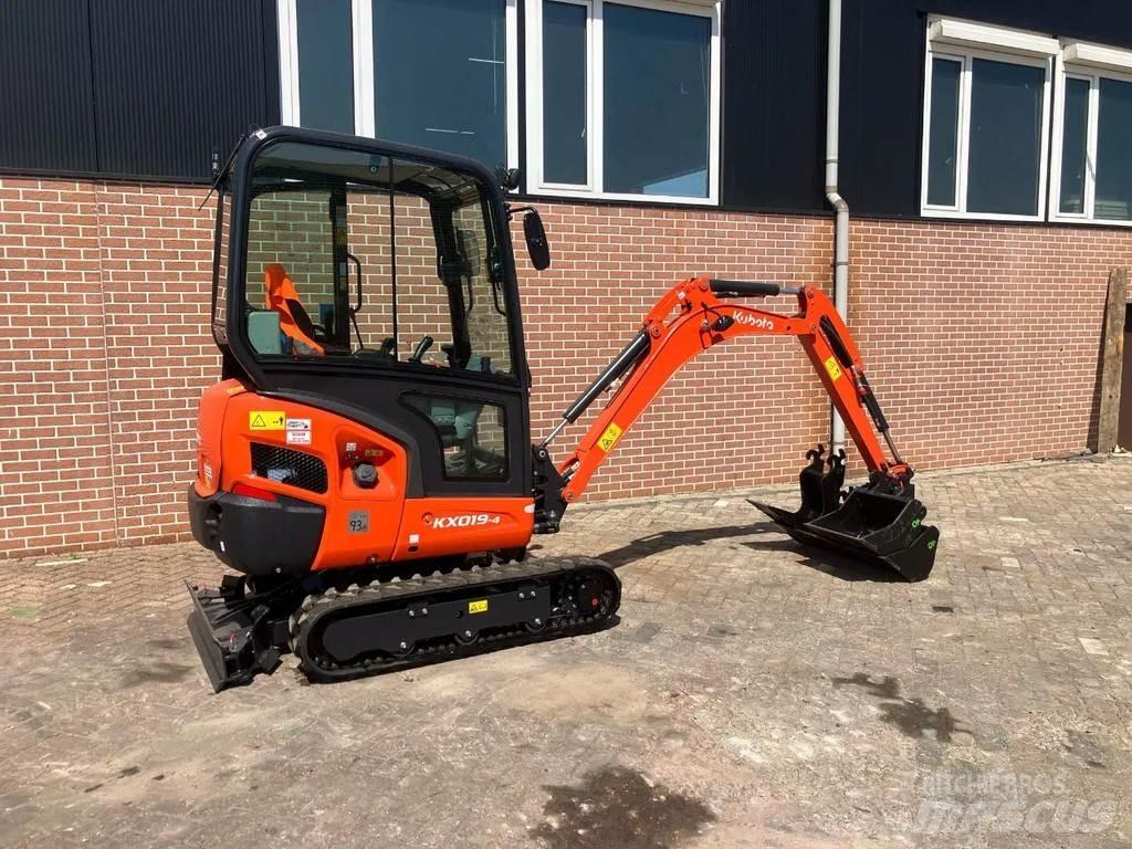 Kubota KX019 4 Miniescavatori