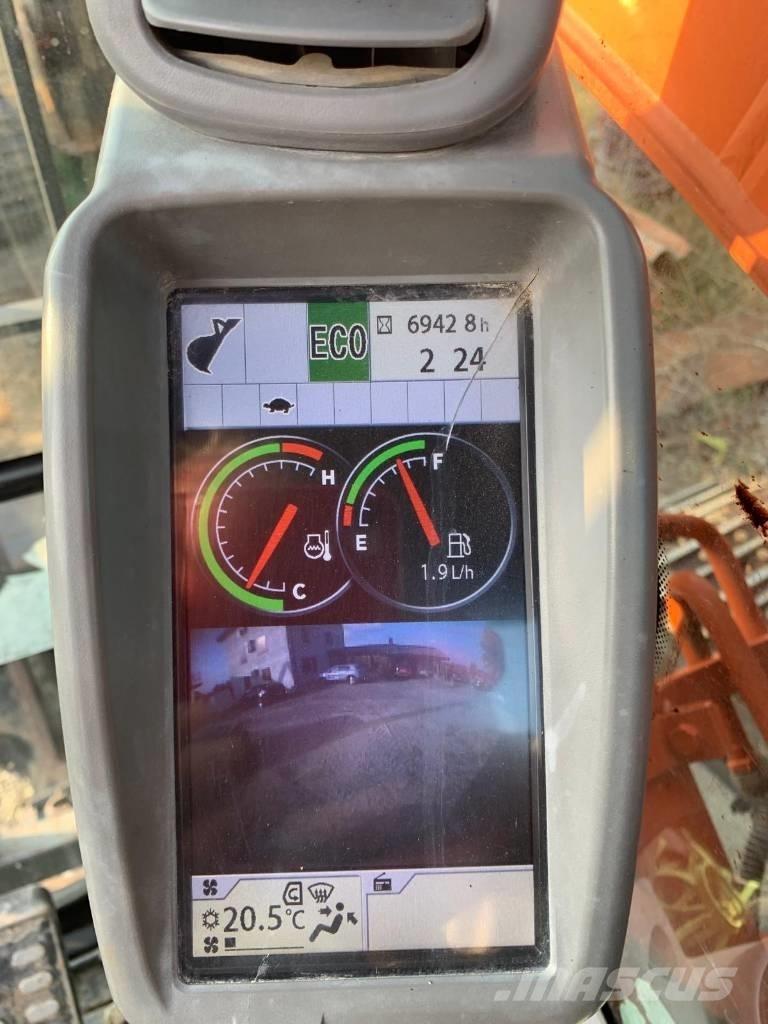 Hitachi ZX 135 US-5B Escavatori cingolati