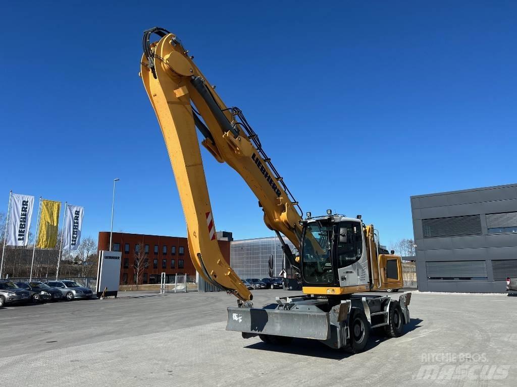 Liebherr LH30M Movimentazione rifiuti