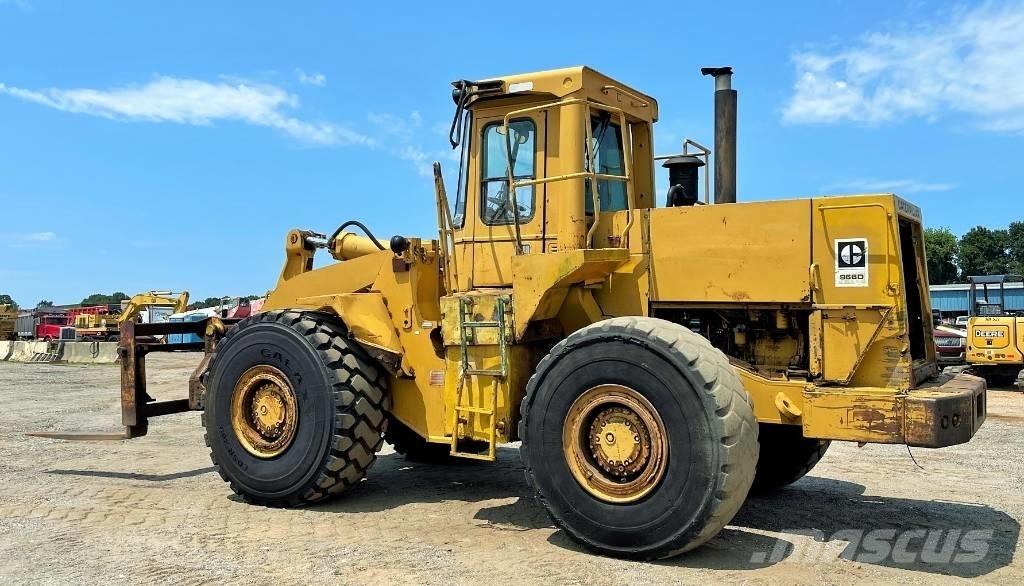 CAT 966 D Pale gommate