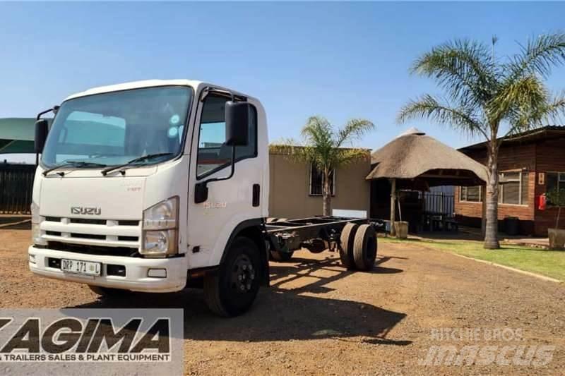 Isuzu NPR400 AMT Camion altro