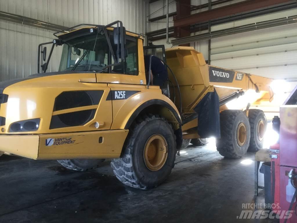 Volvo A 25 F Dumpers articolati