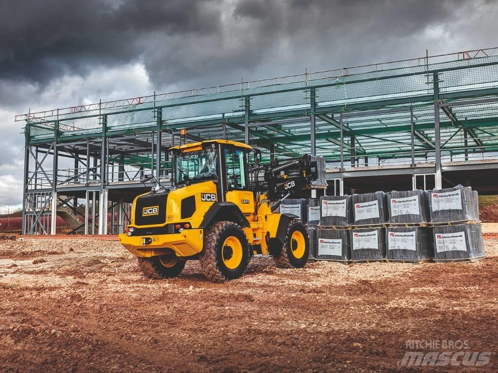 JCB 411 Pale gommate