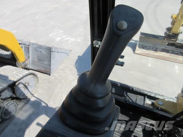 CAT 302.7 D CR Miniescavatori