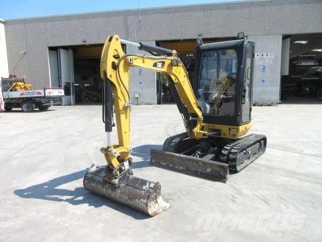 CAT 302.7 D CR Miniescavatori