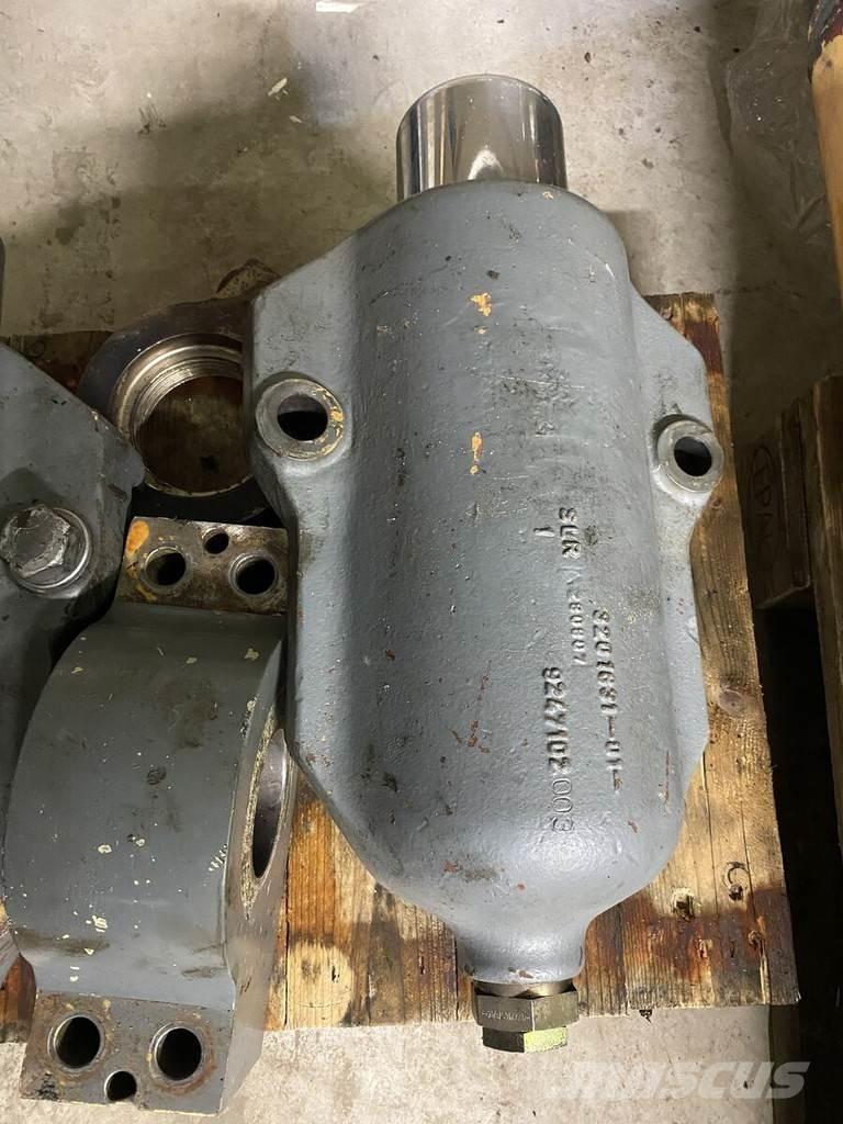 Liebherr A934C Componenti idrauliche