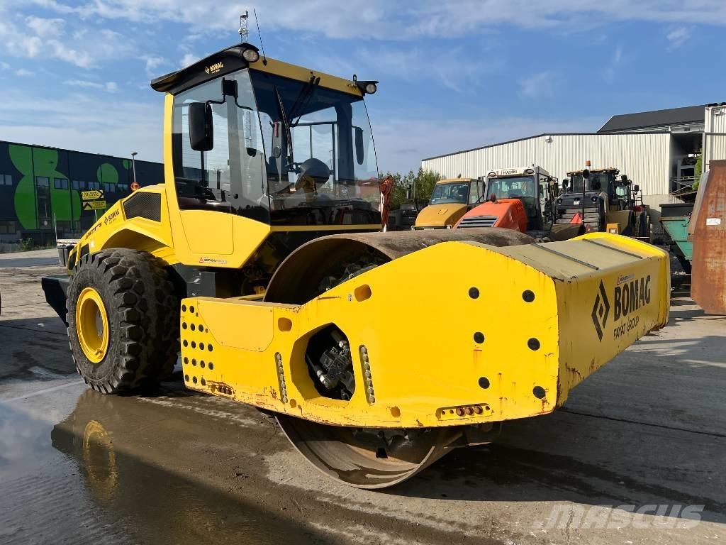 Bomag BW 226 BVC-5 Rulli monotamburo