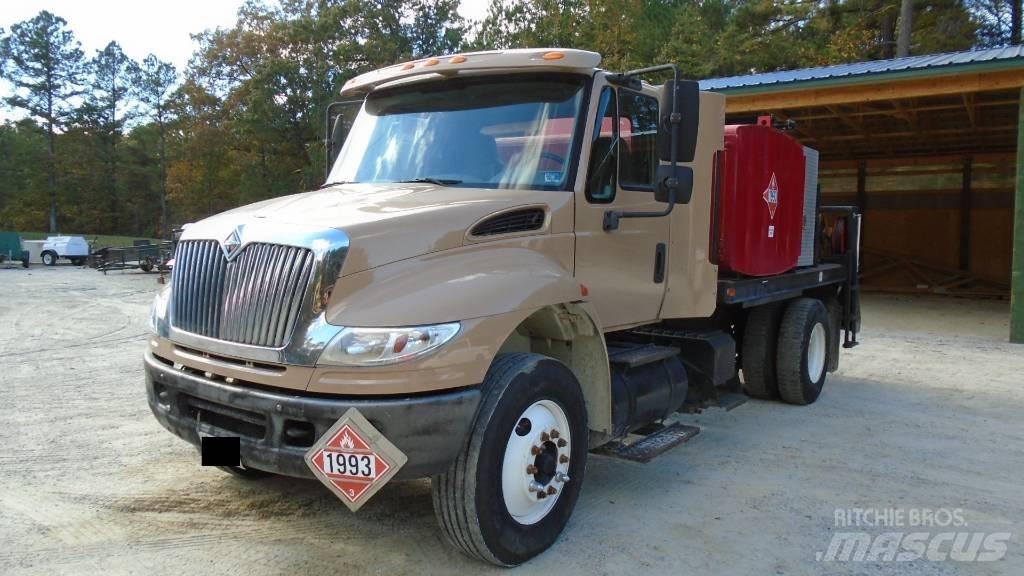 International 8500 Cisterna
