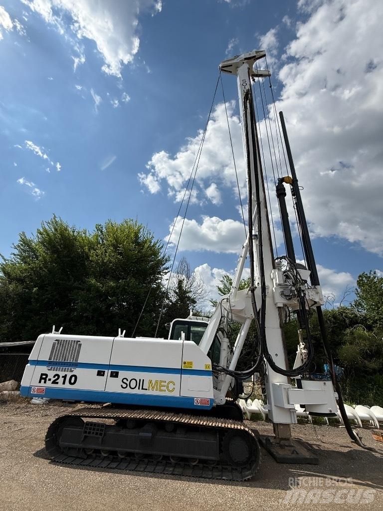 Soilmec R 210 Trivelle per fondazioni