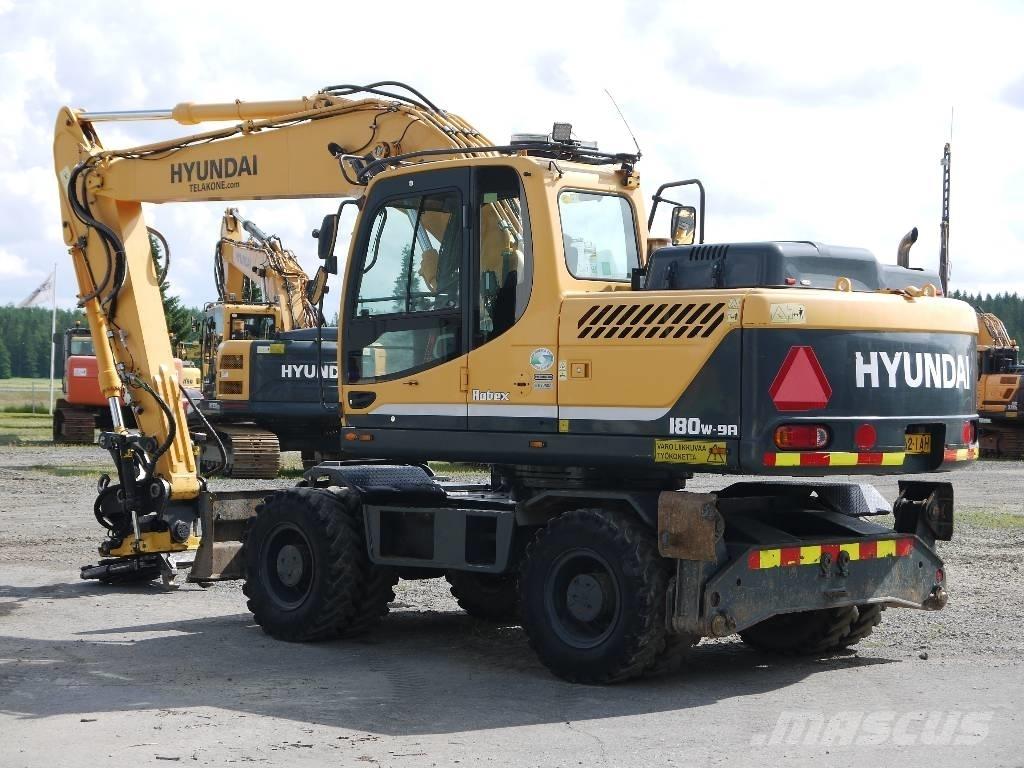 Hyundai R 180 W-9A Escavatori gommati