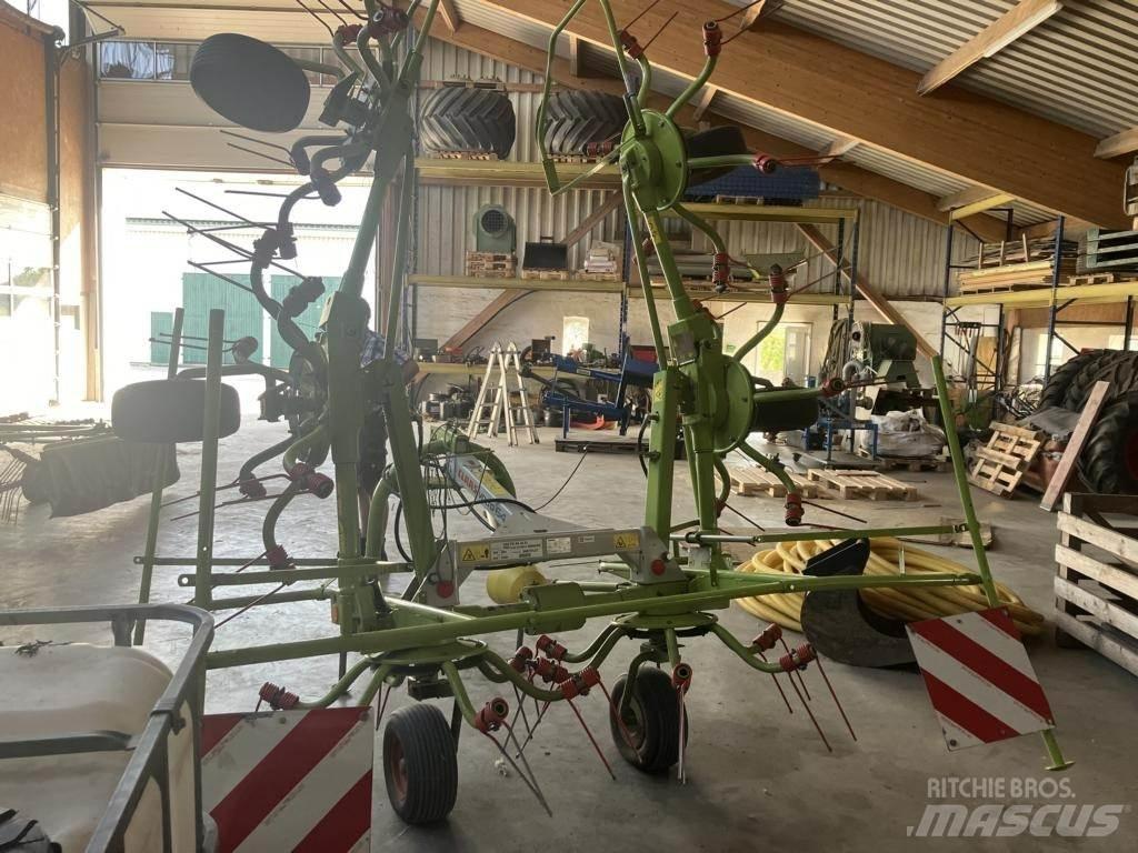 CLAAS VOLTO 64 Ranghinatori
