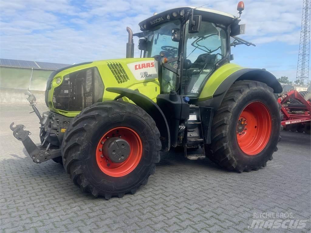 CLAAS AXION 830 Trattori