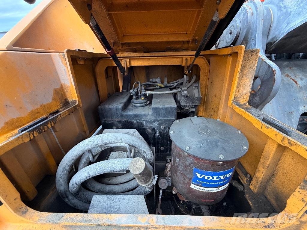 Volvo EC 250 EL Escavatori cingolati