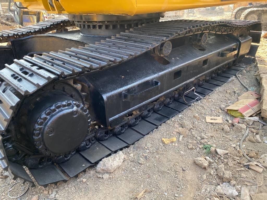 Komatsu PC240-7 Escavatori cingolati