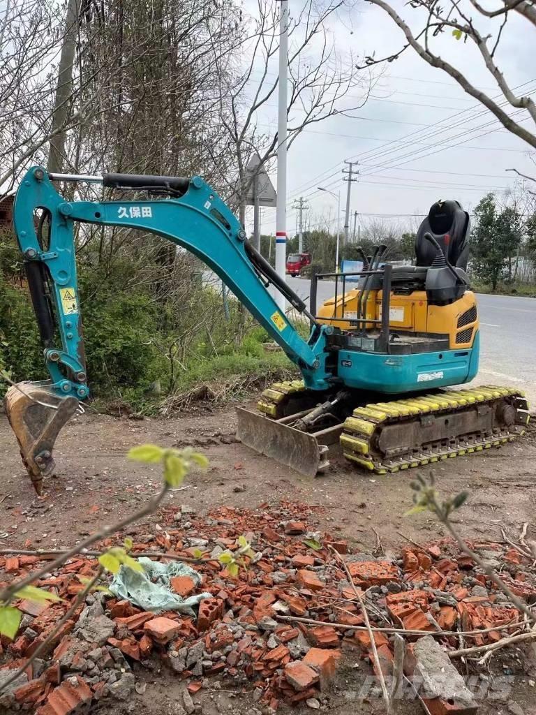 Kubota U15 Miniescavatori