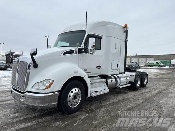 Kenworth T680 Motrici e Trattori Stradali