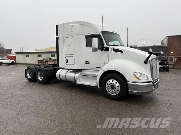 Kenworth T680 Motrici e Trattori Stradali