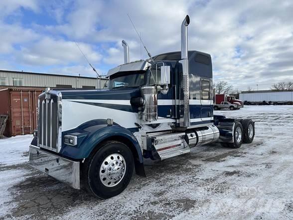 Kenworth W900L Motrici e Trattori Stradali