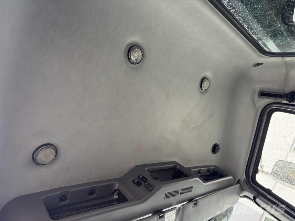 Mack GU 713 Motrici scarrabili