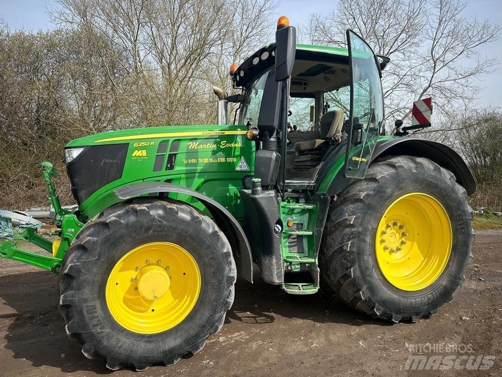 John Deere 6250 R Trattori