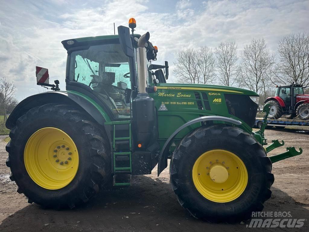 John Deere 6250 R Trattori