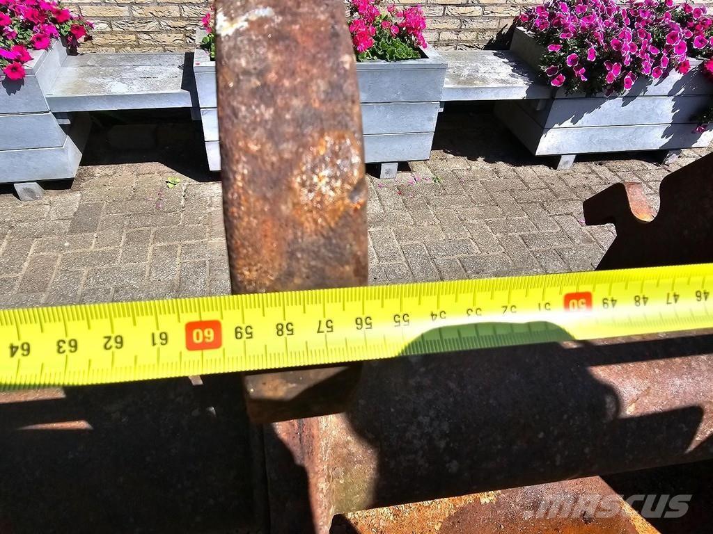  C. Klein Slotenbak Benne