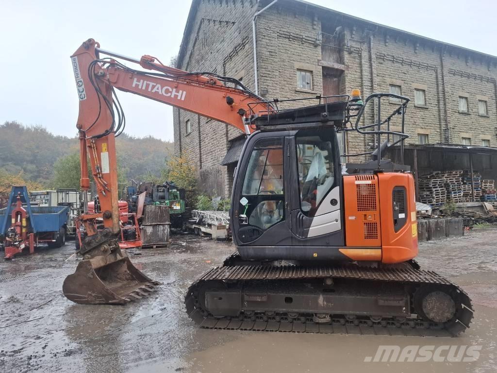 Hitachi ZX 135 US-6 Escavatori cingolati