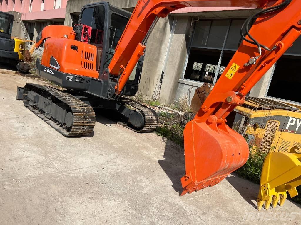 Doosan DX60 Miniescavatori