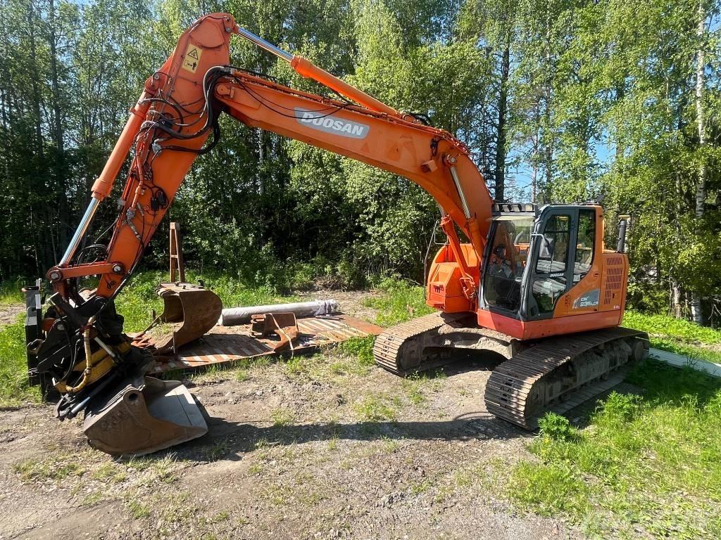 Doosan DX 235 LCR Escavatori cingolati