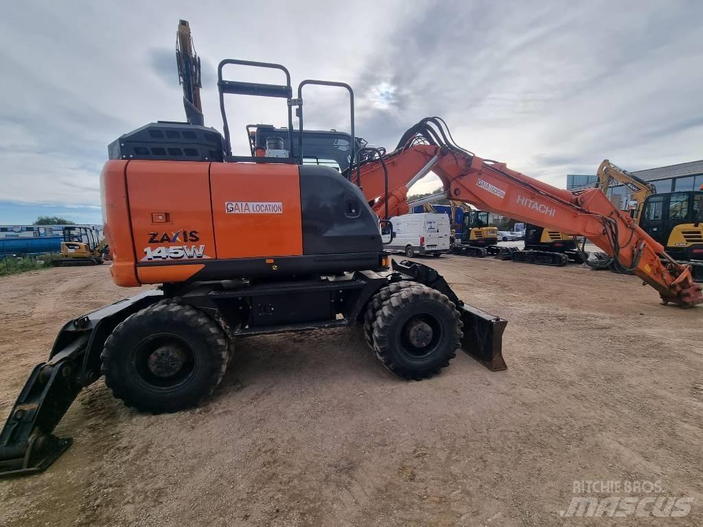 Hitachi ZX145W Escavatori gommati