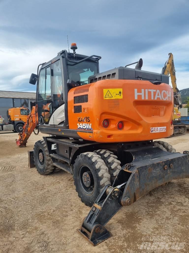 Hitachi ZX145W Escavatori gommati